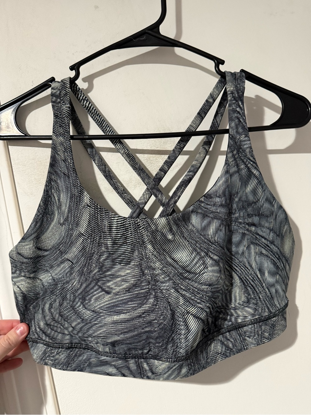 Lululemon - Free to Be Serene Light Support B/C - Dimensional Icing Blue Multi
